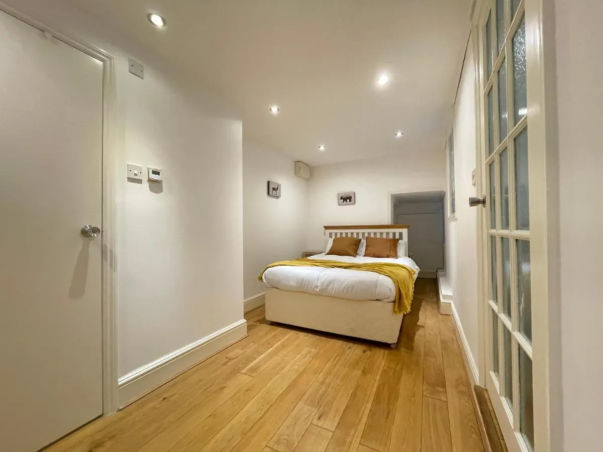 Cozy 1 Bed Apartment In Hackney London 0*,  United Kingdom